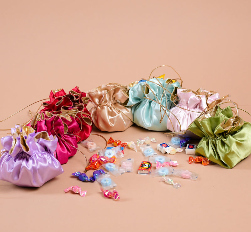 Colourful Drawstring Bag: بكشة ملونة