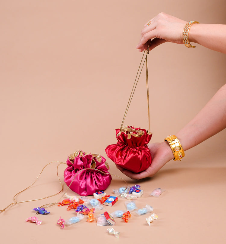 Colourful Drawstring Bag: بكشة ملونة