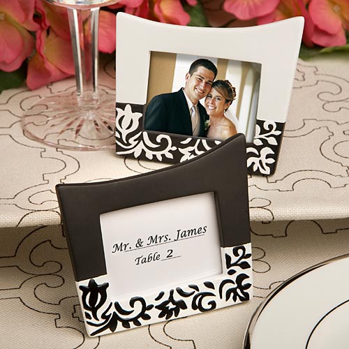 Black & White Damascus Photo Frame