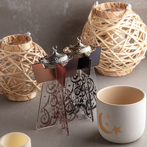 Ramadan Decorated Black Diffuser : مدخن أكريلك مزين بعبارة (ما يطيب البال إلا ريحة بخورك)